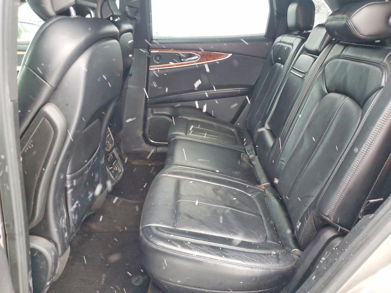 2016 Lincoln Mkx Reserve - zdjęcie 11