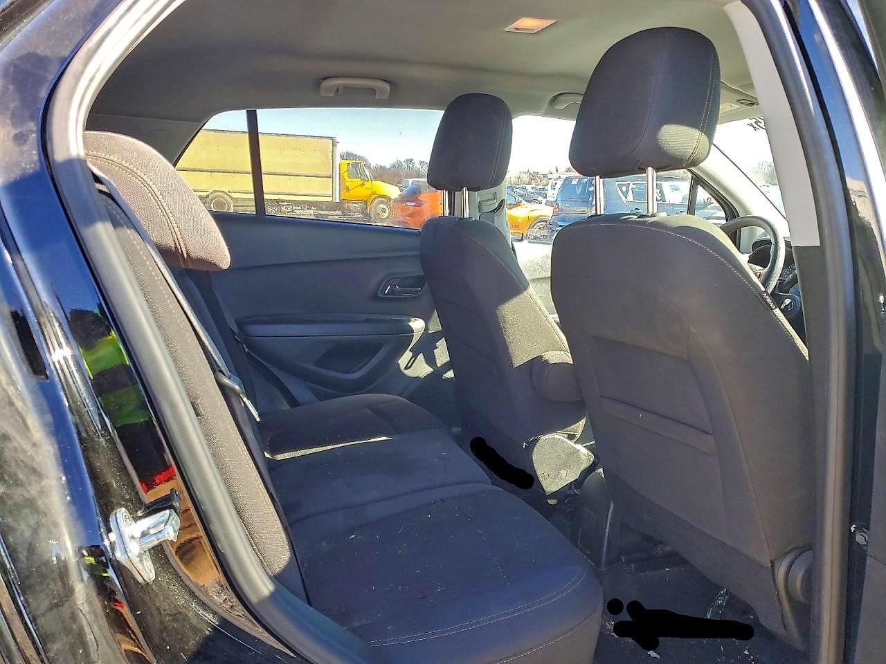 2022 Chevrolet Trax Ls - zdjęcie 10