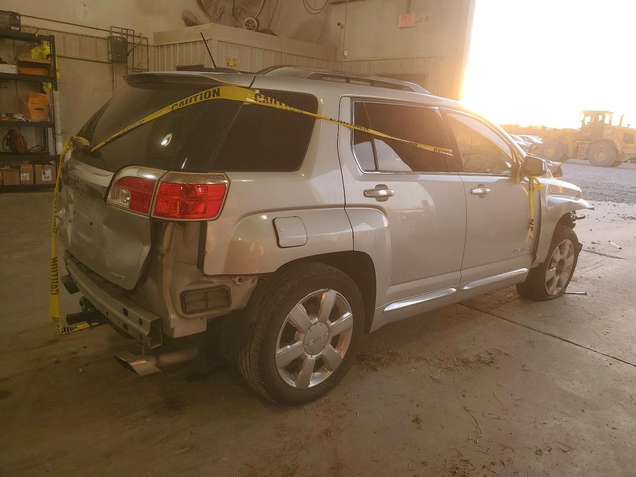 2015 GMC Terrain Denali - zdjęcie 3