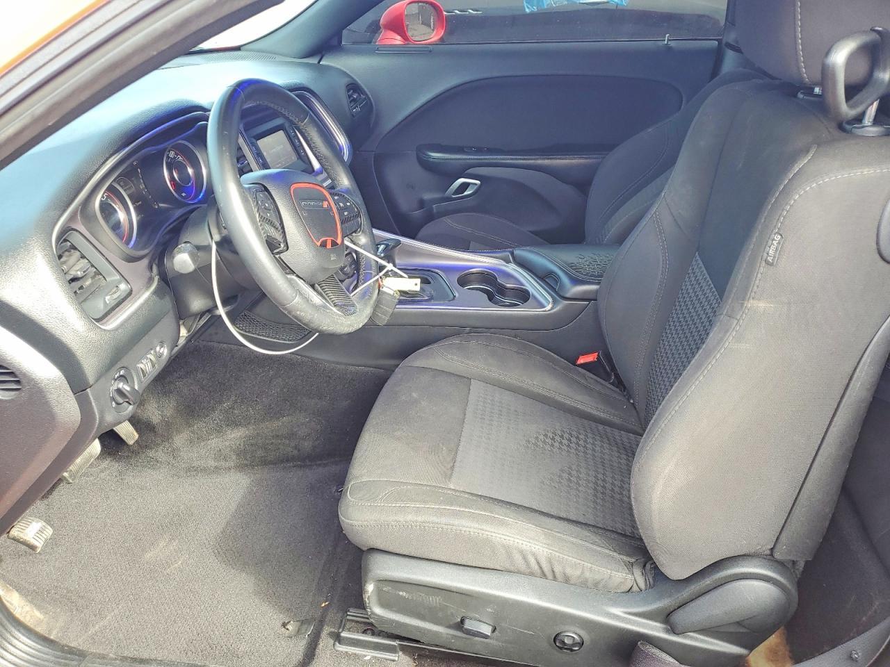 2015 Dodge Challenger Sxt - zdjęcie 7