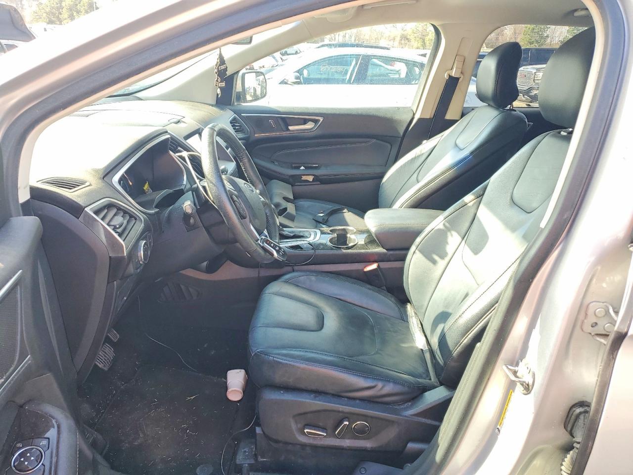 2016 Ford Edge Titanium - zdjęcie 7