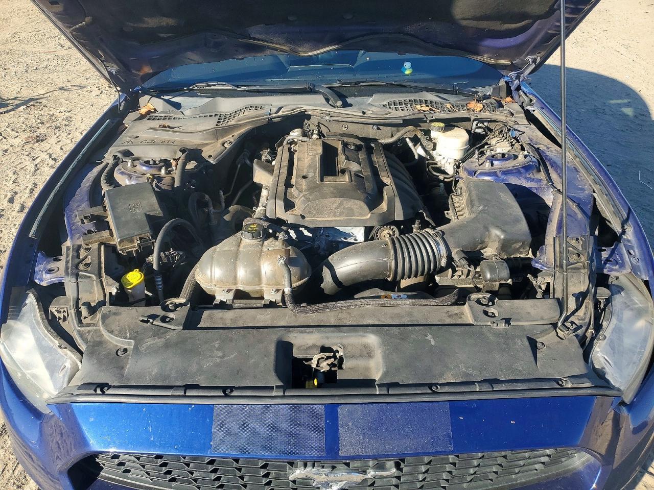 2016 Ford Mustang - zdjęcie 11