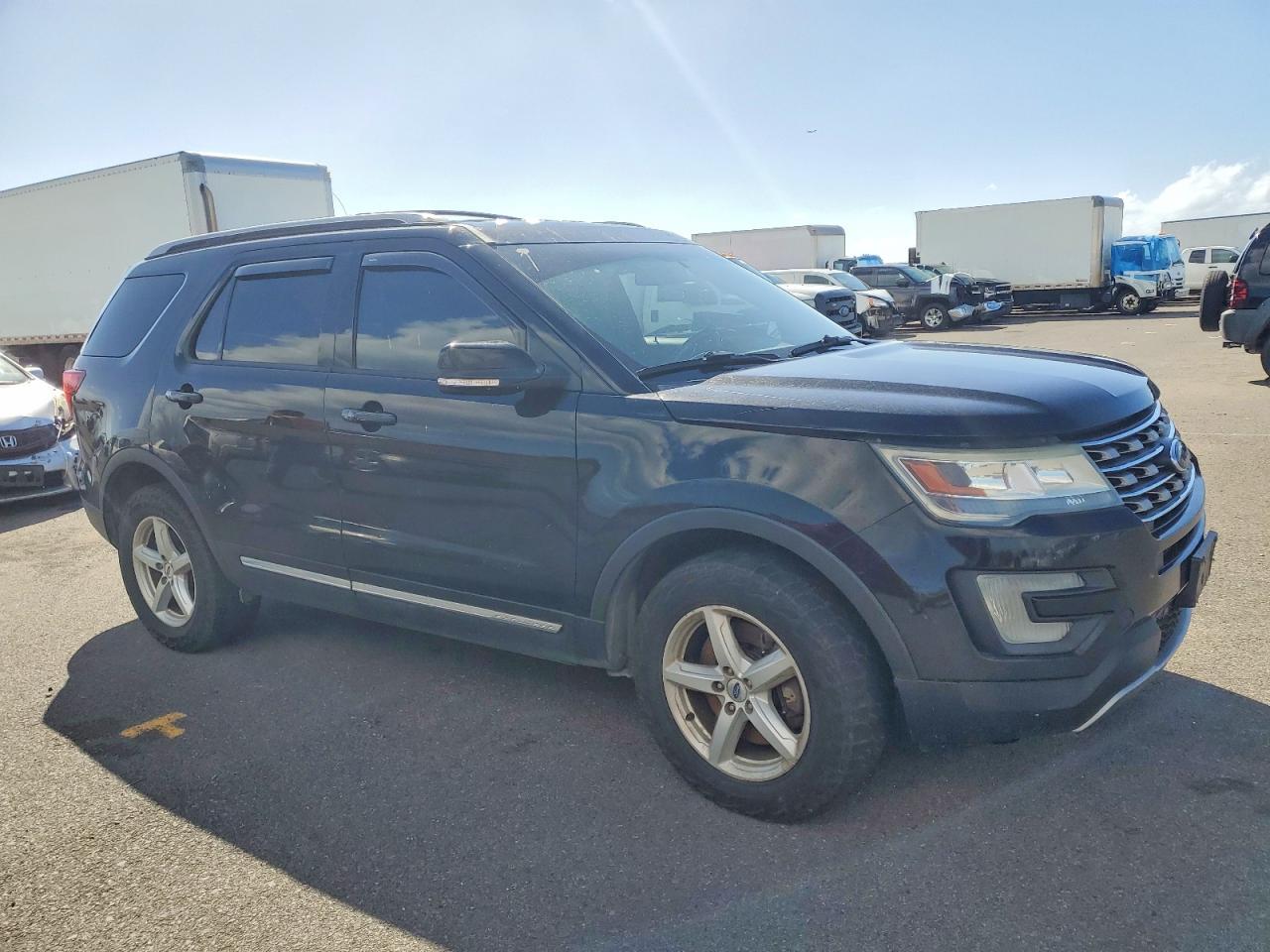 2016 Ford Explorer Xlt - zdjęcie 4