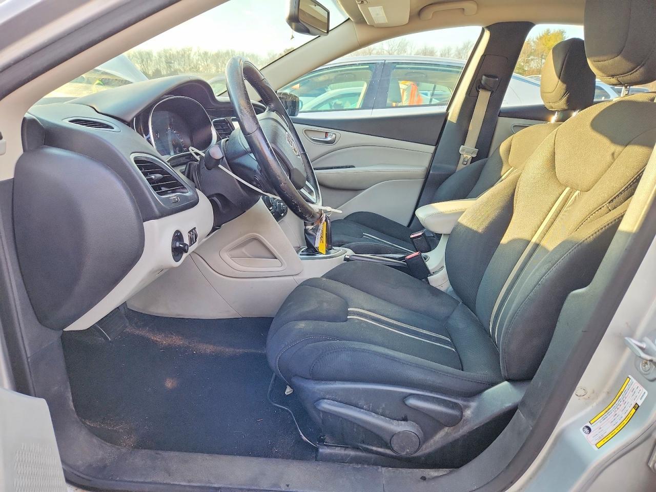 2013 Dodge Dart Sxt - zdjęcie 7