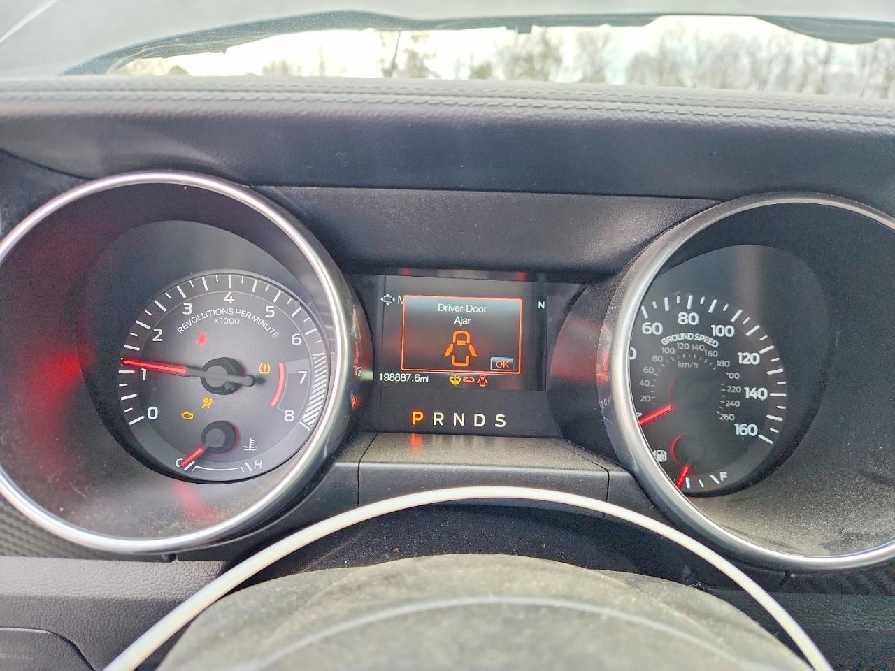 2019 Ford Mustang - zdjęcie 9