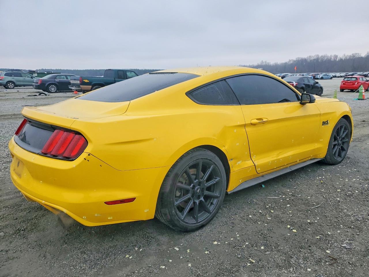 2016 Ford Mustang Gt - zdjęcie 3