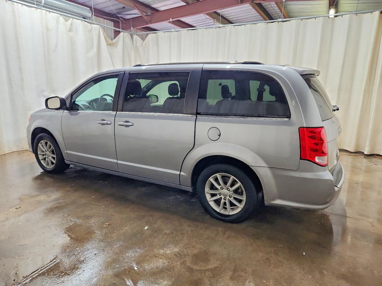 2019 Dodge Grand Caravan Sxt - zdjęcie 2