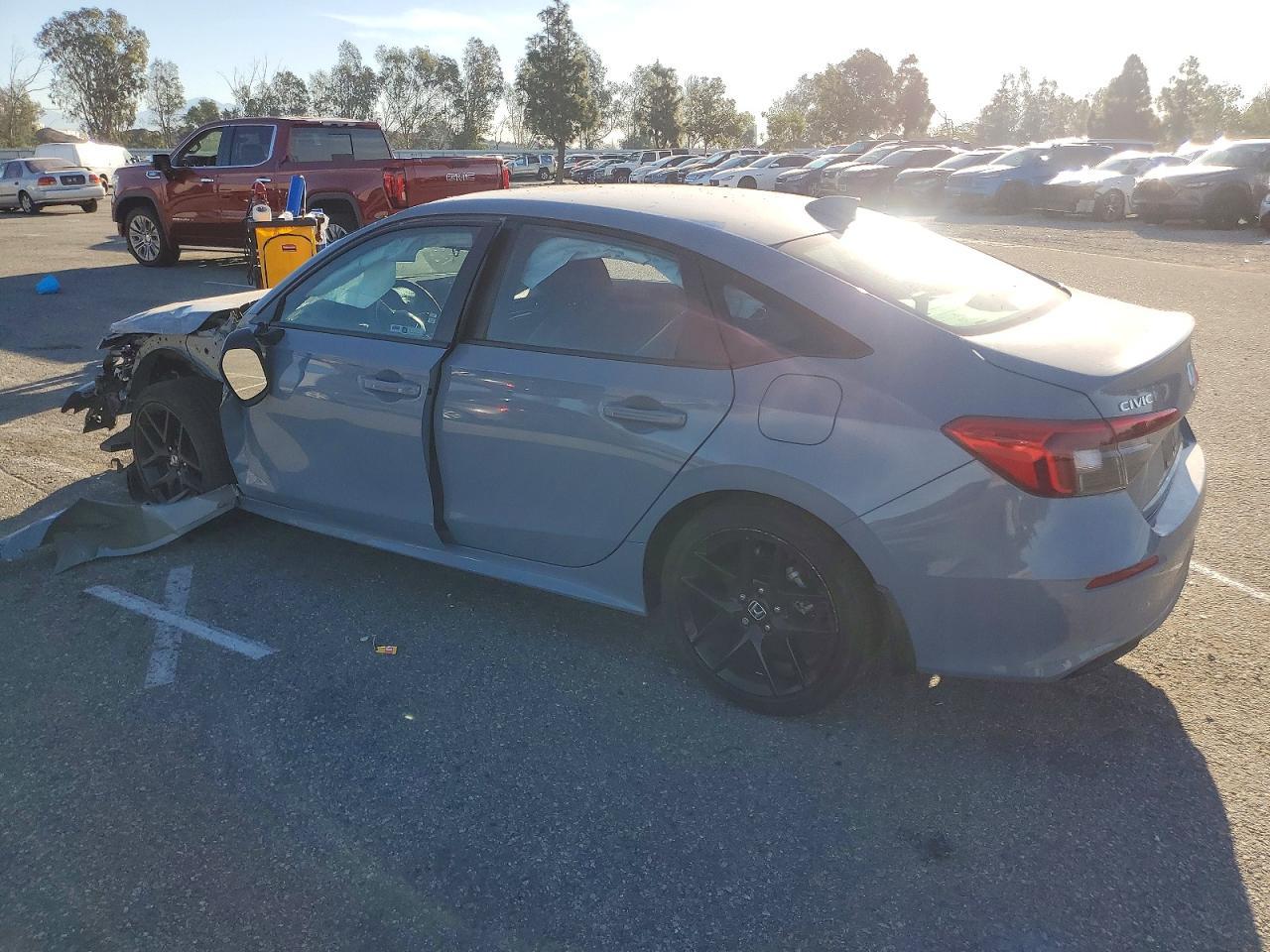 2024 Honda Civic Sport - zdjęcie 2