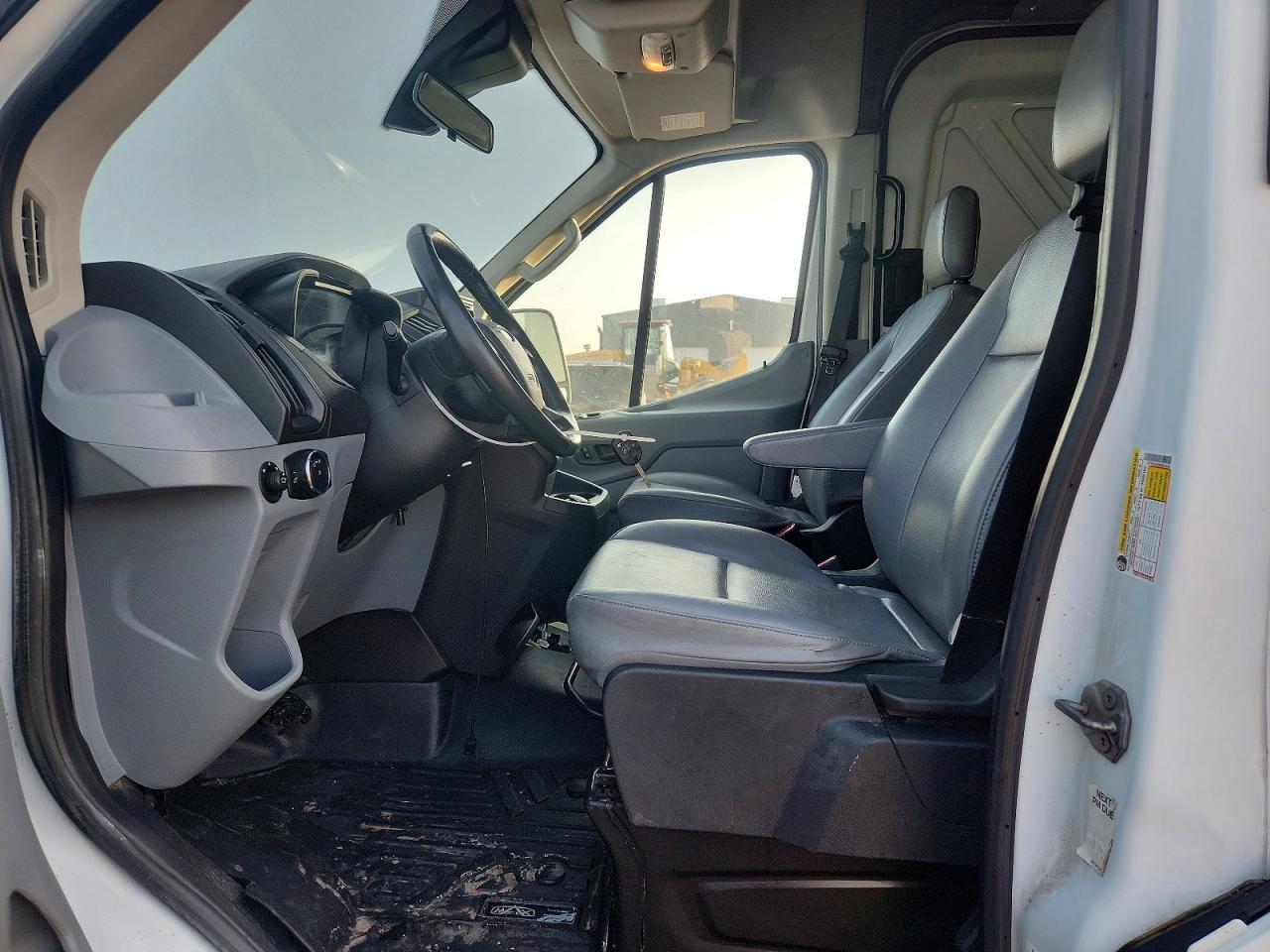2019 Ford Transit T-250 - zdjęcie 7