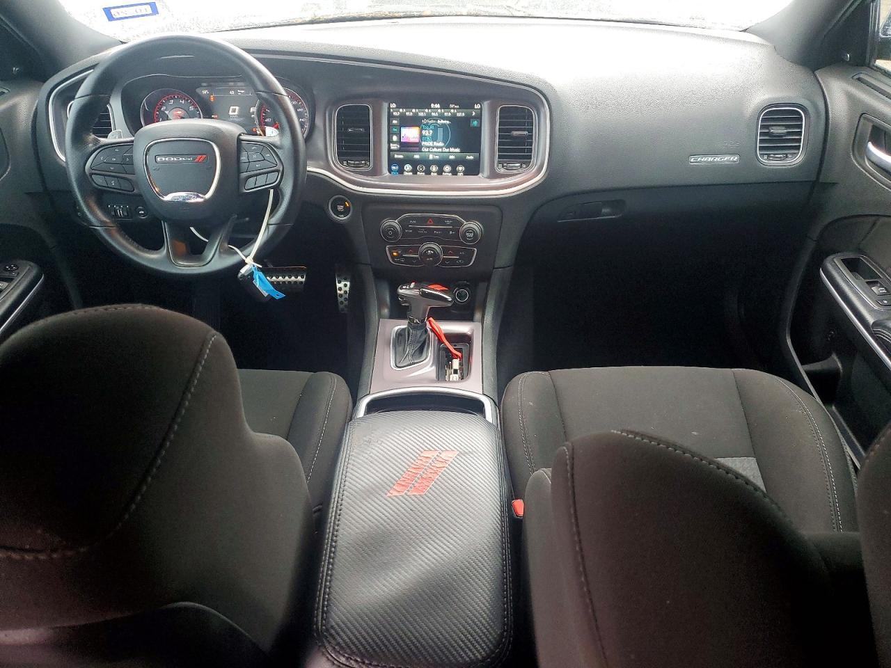 2020 Dodge Charger R/T - zdjęcie 8