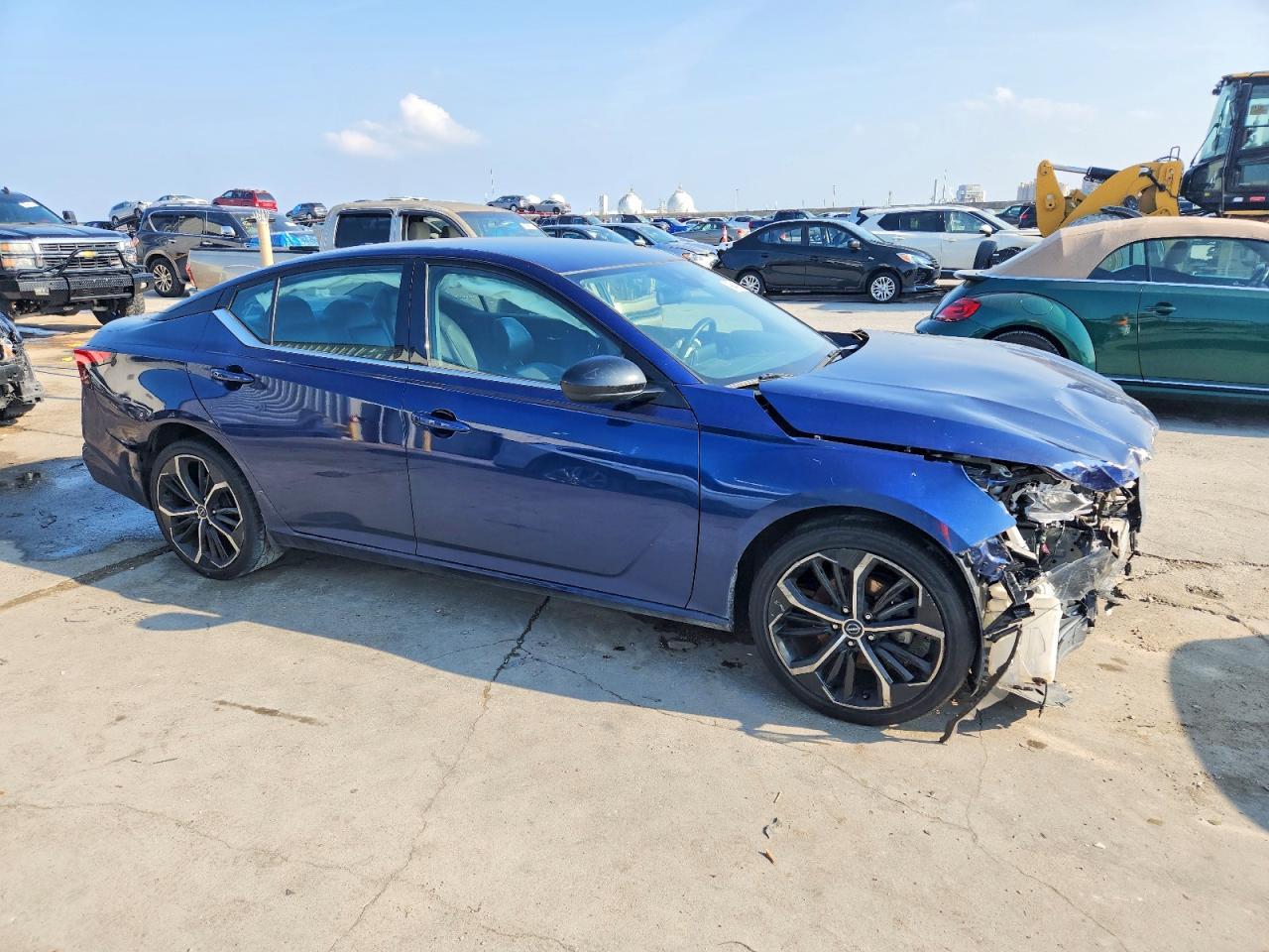 2023 Nissan Altima Sr - zdjęcie 4