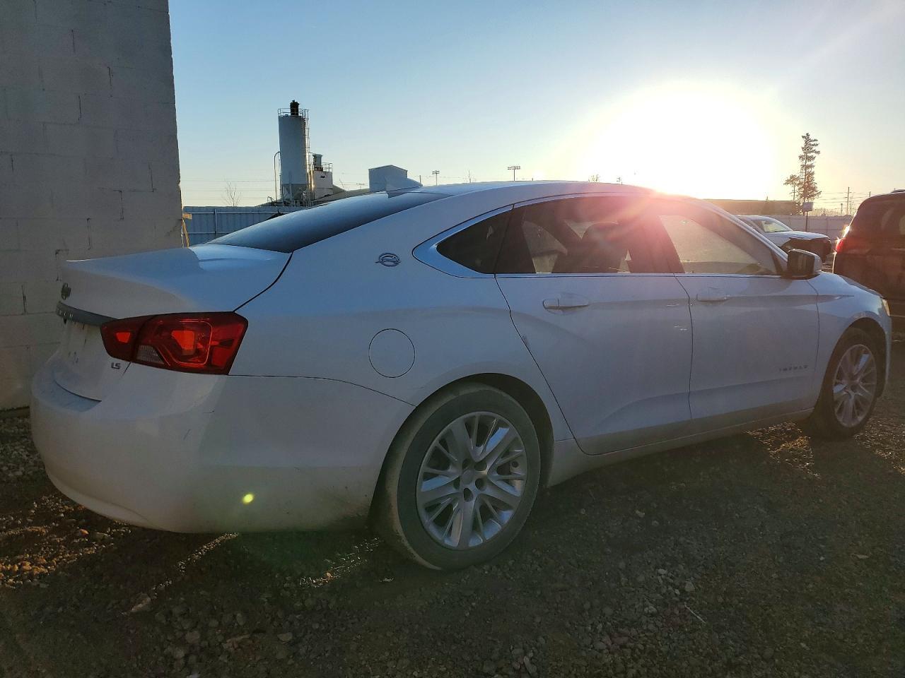2016 Chevrolet Impala Ls - zdjęcie 3