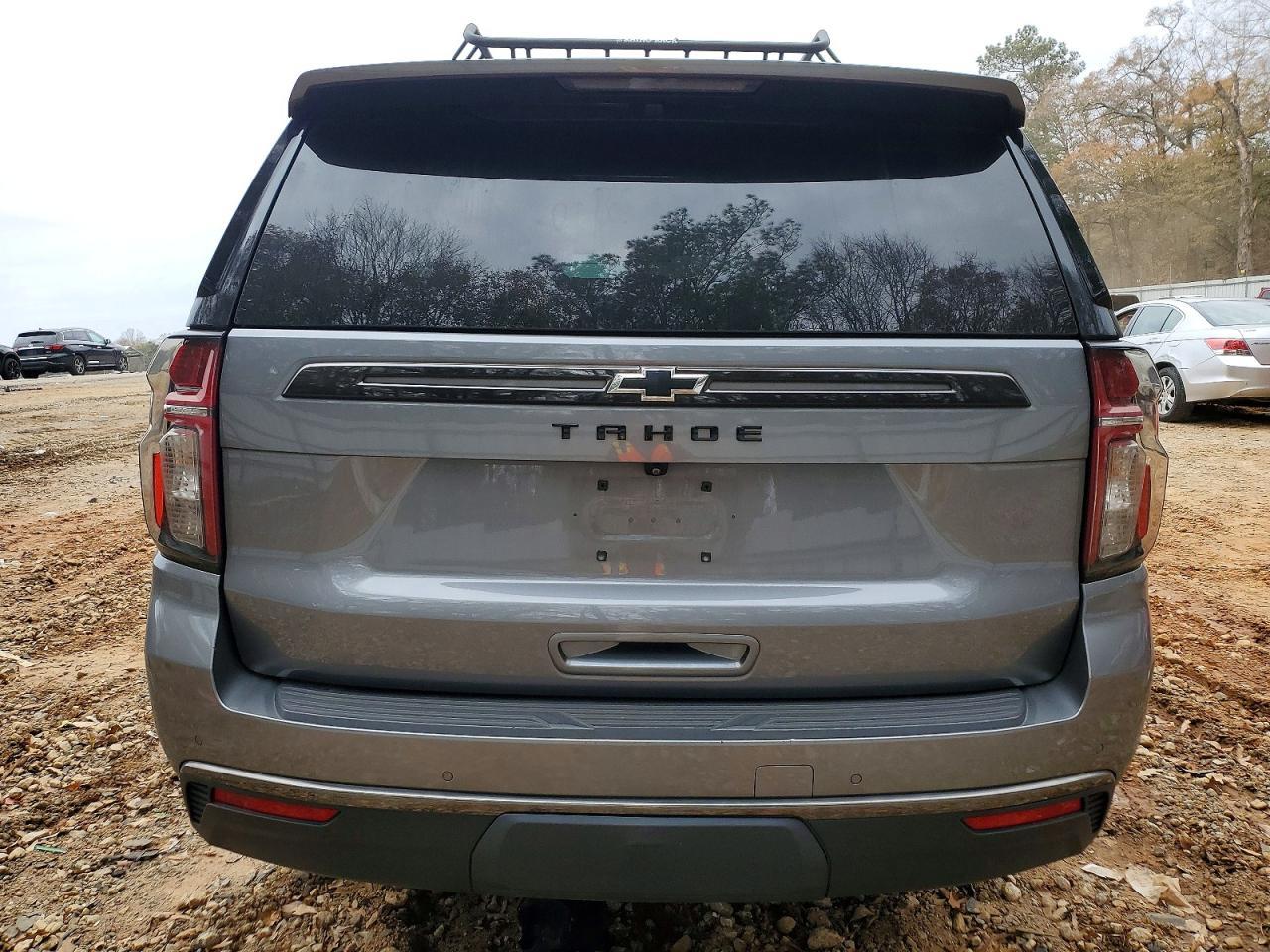 2021 Chevrolet Tahoe K1500 Z71 - zdjęcie 6