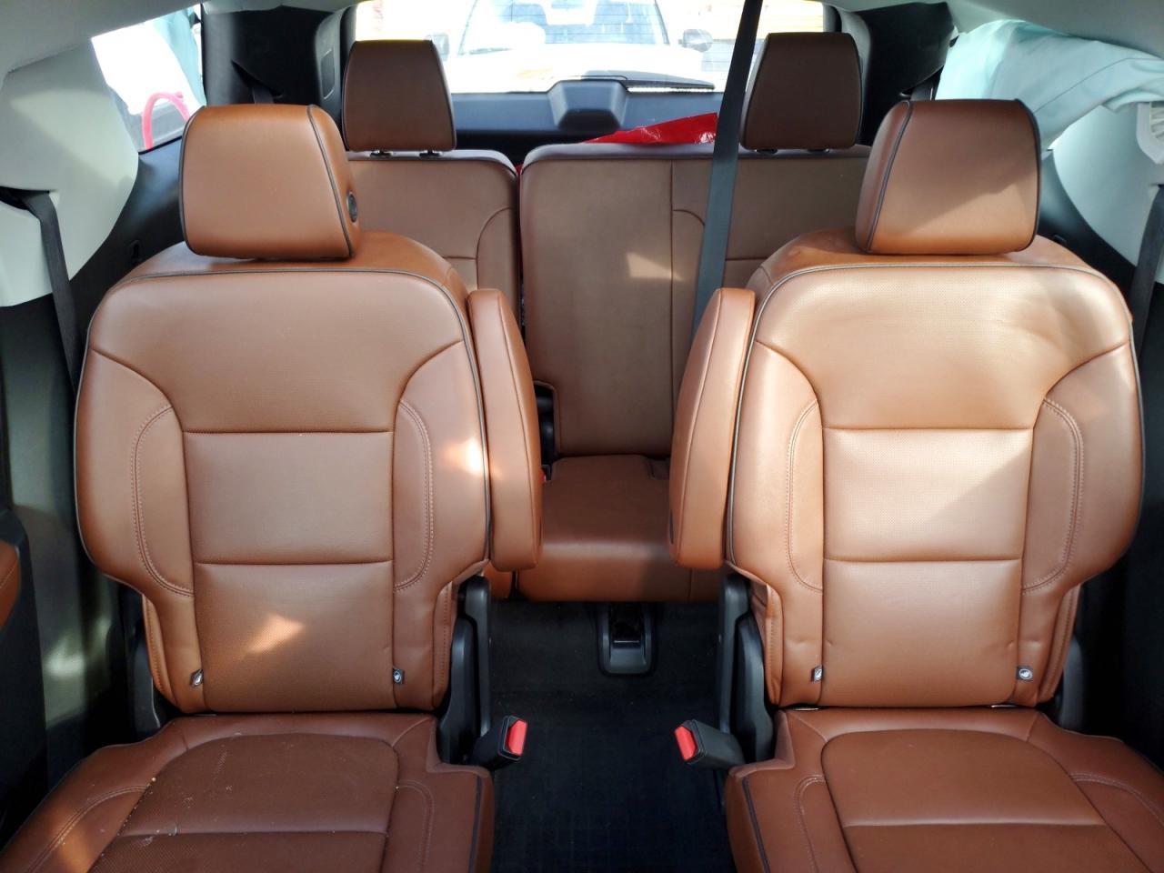 2018 Chevrolet Traverse High Country - zdjęcie 10