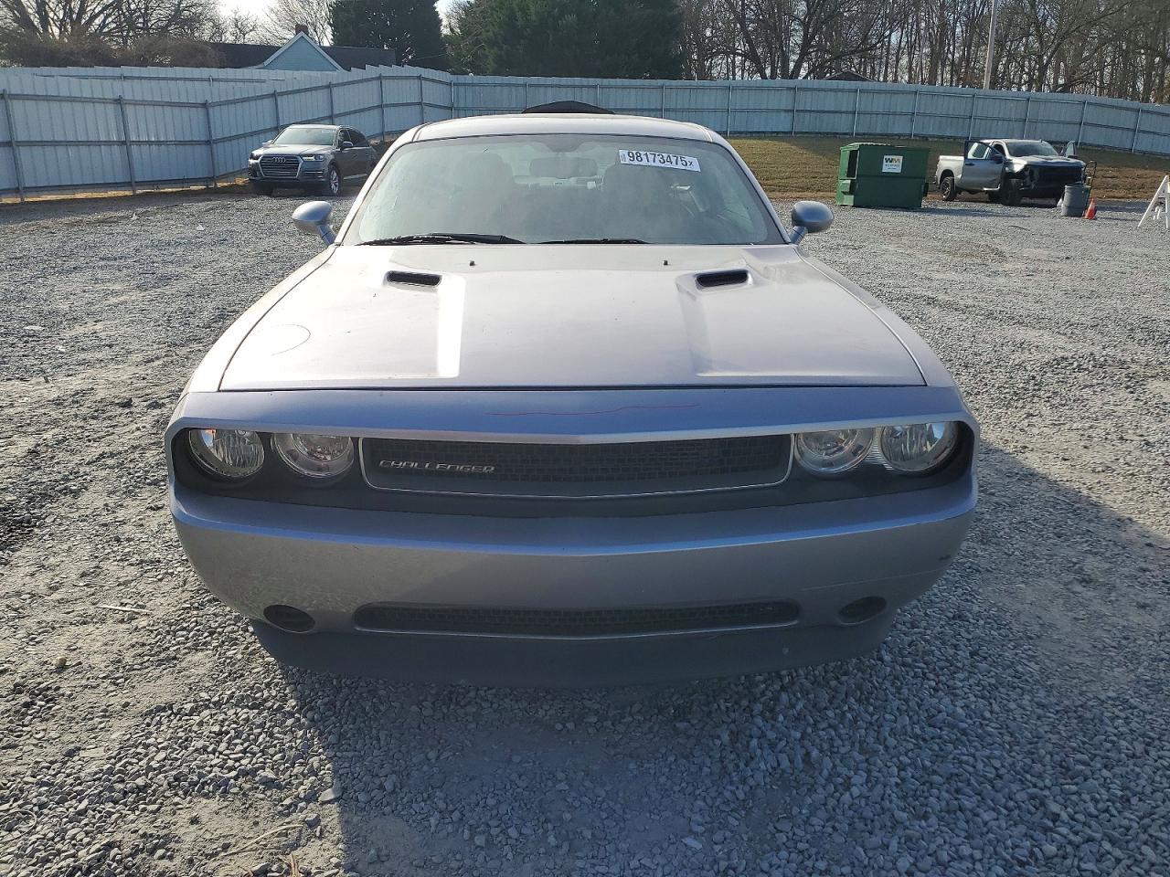 2014 Dodge Challenger Sxt - zdjęcie 5