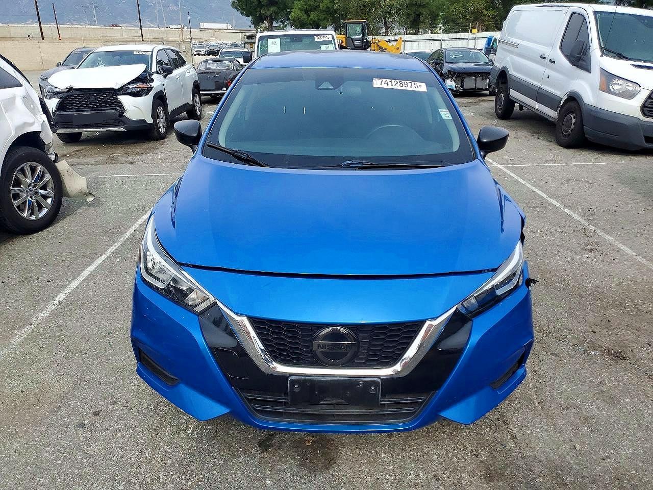 2020 Nissan Versa S - zdjęcie 5