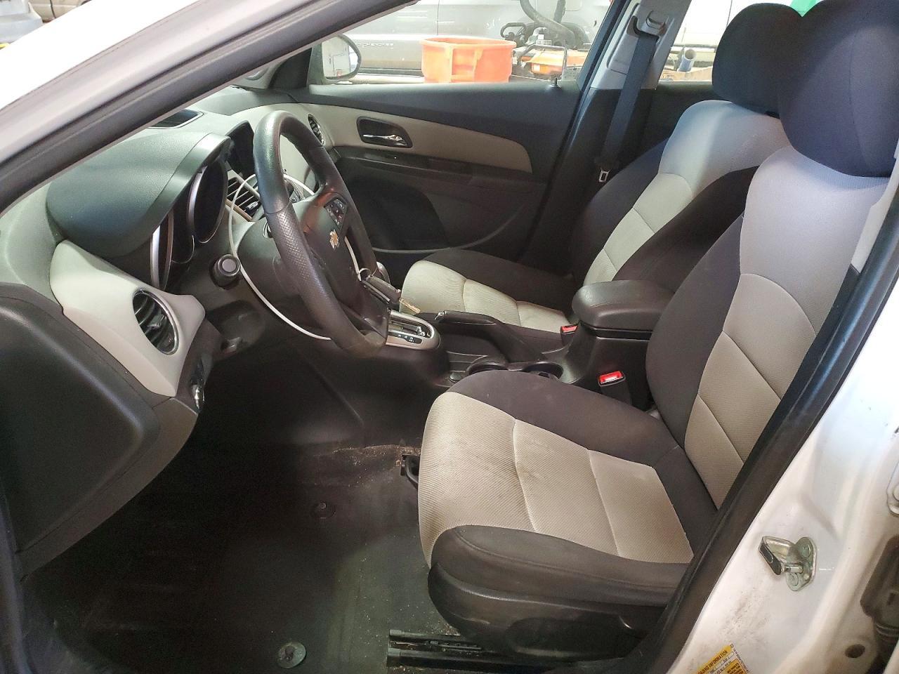 2013 Chevrolet Cruze Ls - zdjęcie 7