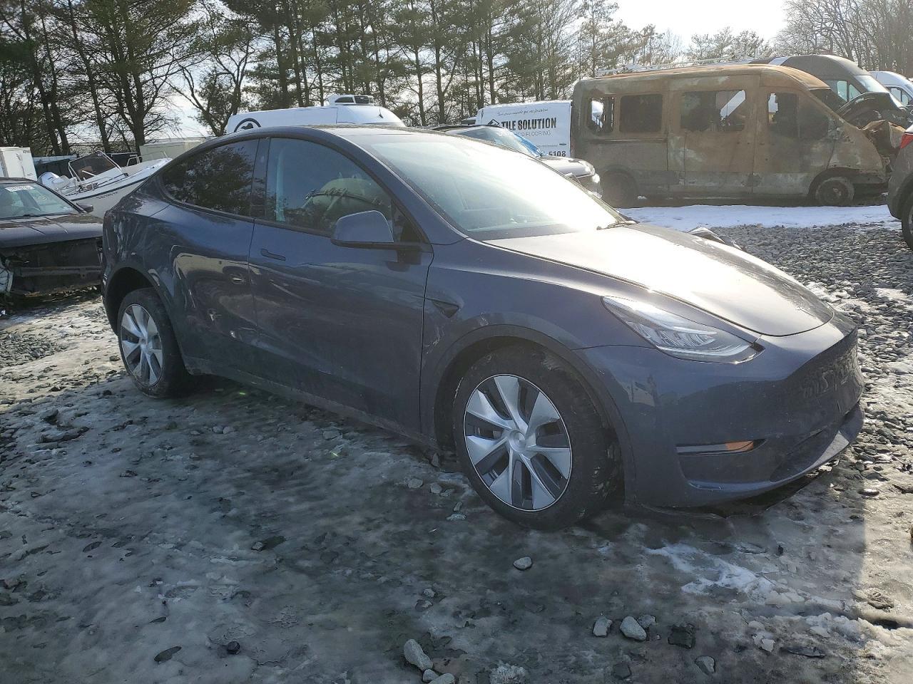 2023 Tesla Model Y - zdjęcie 4