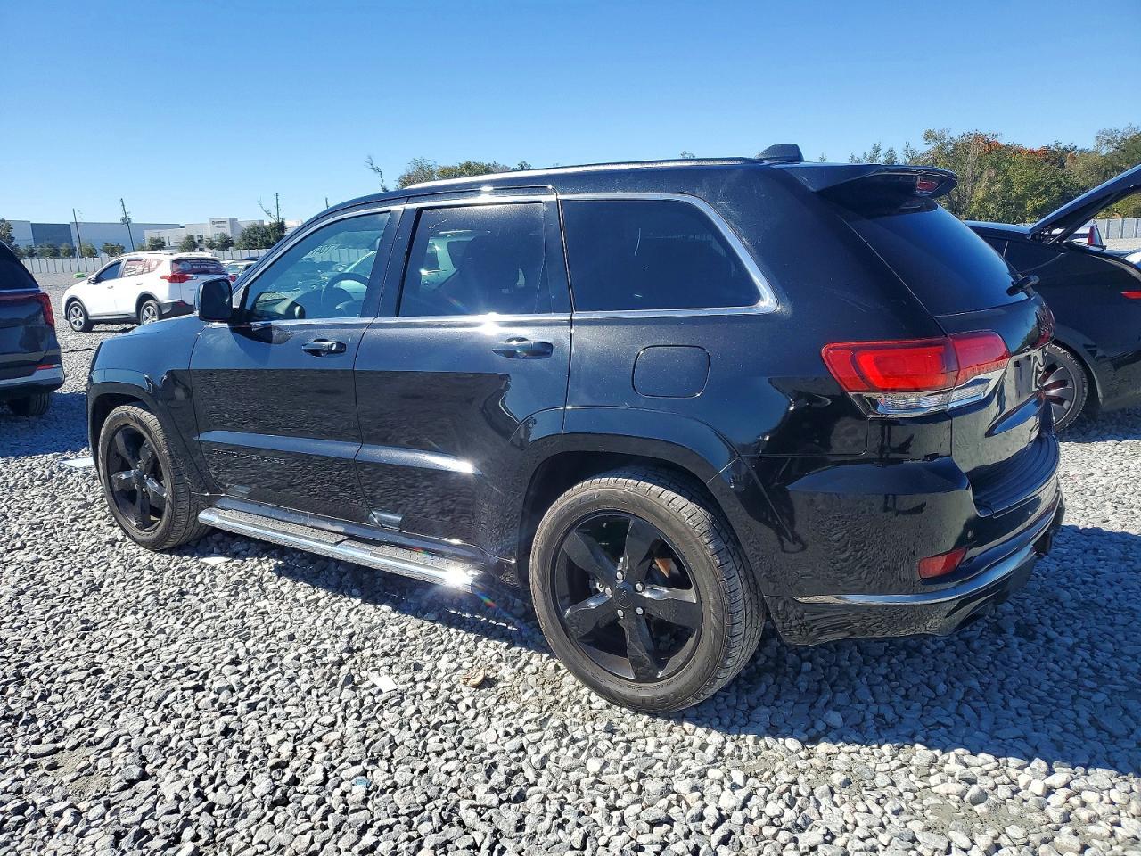 2015 Jeep Grand Cherokee Overland - zdjęcie 2