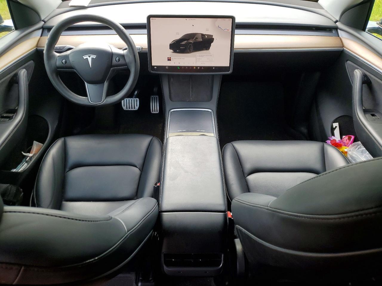 2023 Tesla Model Y - zdjęcie 8