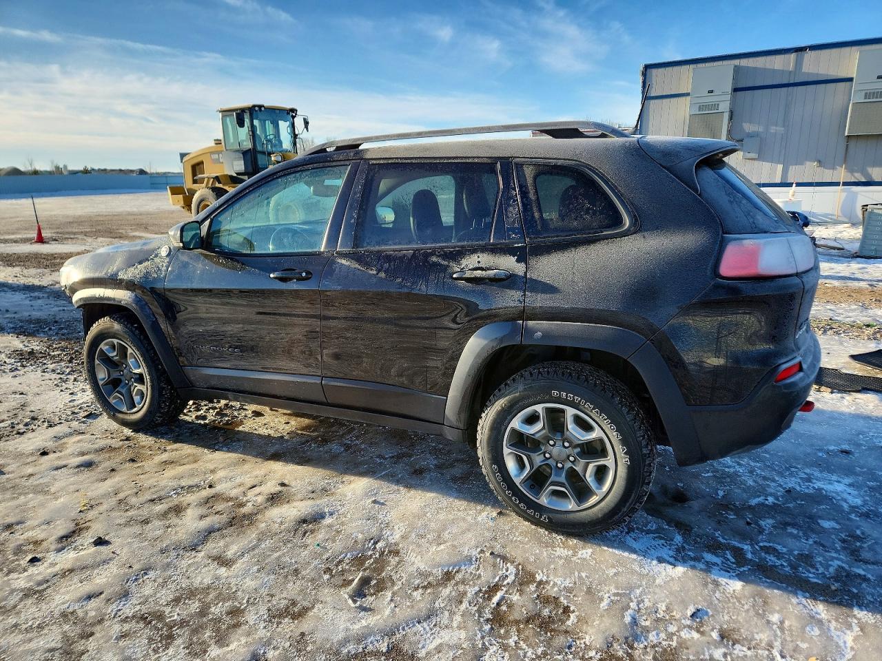 2019 Jeep Cherokee Trailhawk - zdjęcie 2