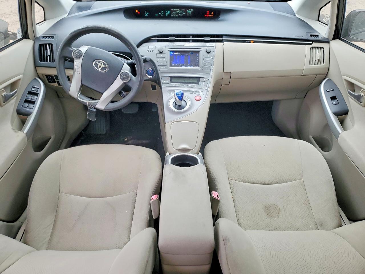 2013 Toyota Prius - zdjęcie 8