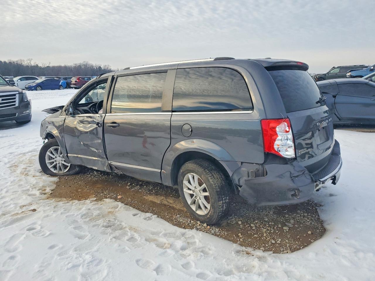 2019 Dodge Grand Caravan Sxt - zdjęcie 2