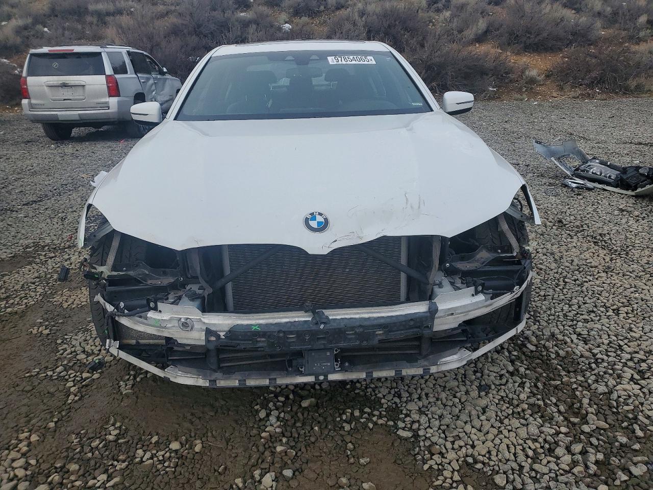 2017 BMW 740 Xi - zdjęcie 5