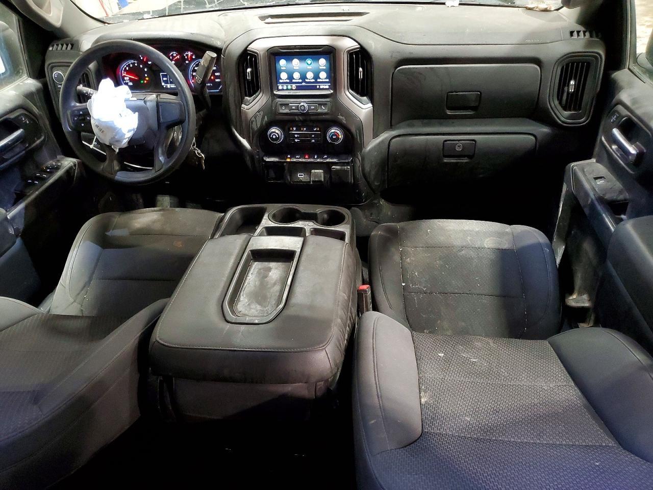 2020 Chevrolet Silverado K1500 Custom - zdjęcie 8