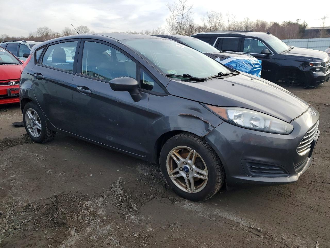 2017 Ford Fiesta Se - zdjęcie 4