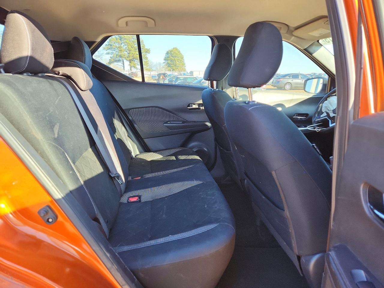 2019 Nissan Kicks S - zdjęcie 10