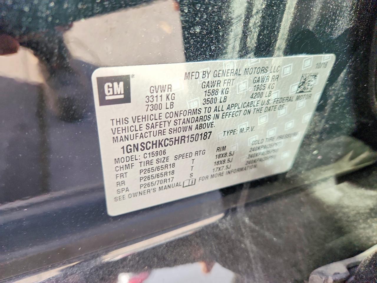 2017 Chevrolet Suburban C1500 Lt - zdjęcie 13