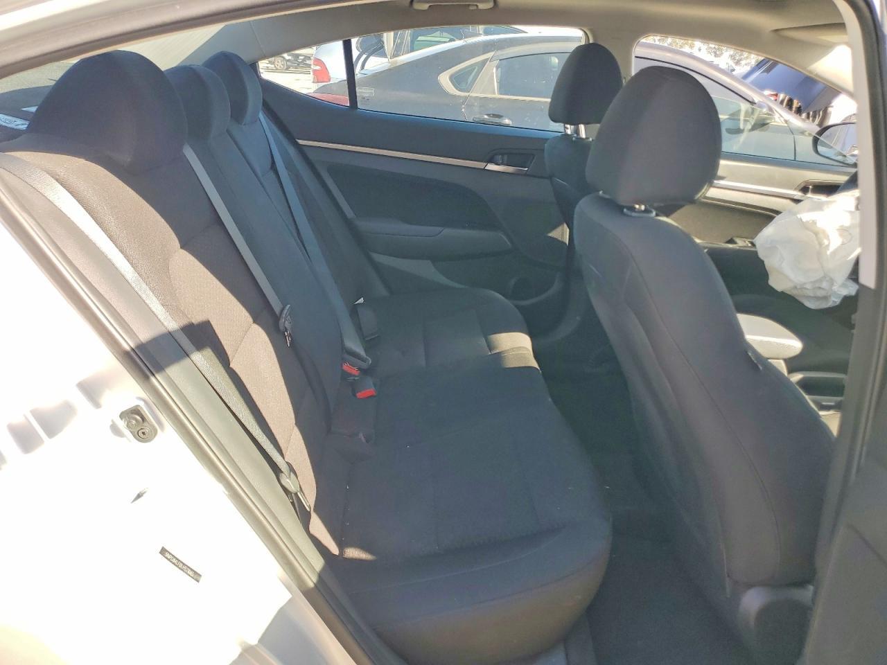 2020 Hyundai Elantra Sel - zdjęcie 10