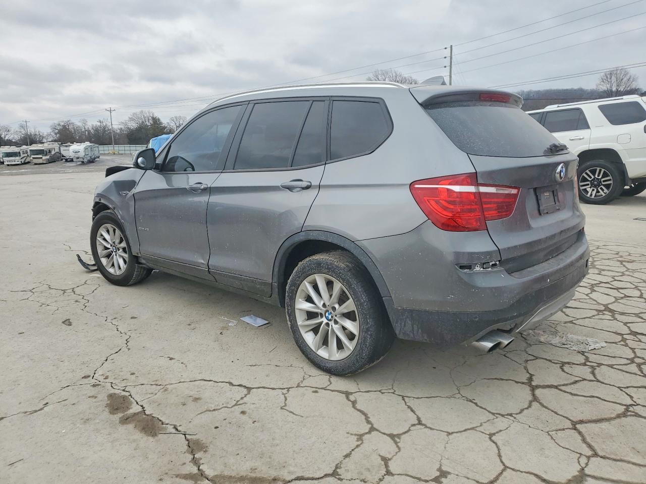 2016 BMW X3 Sdrive28I - zdjęcie 2