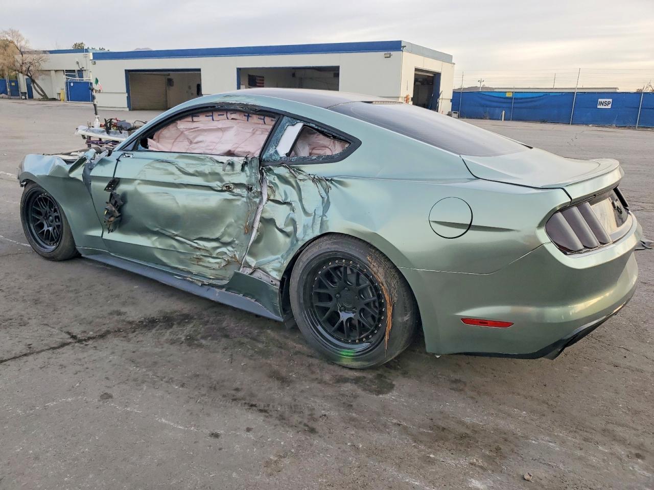 2015 Ford Mustang - zdjęcie 2