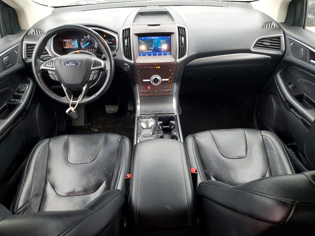 2020 Ford Edge Titanium - zdjęcie 8