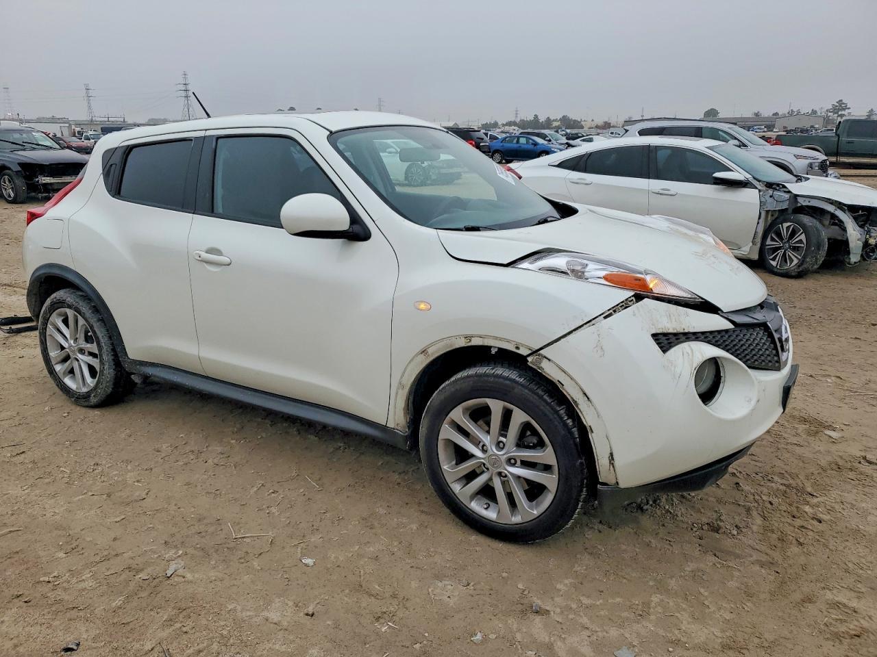 2013 Nissan Juke S - zdjęcie 4