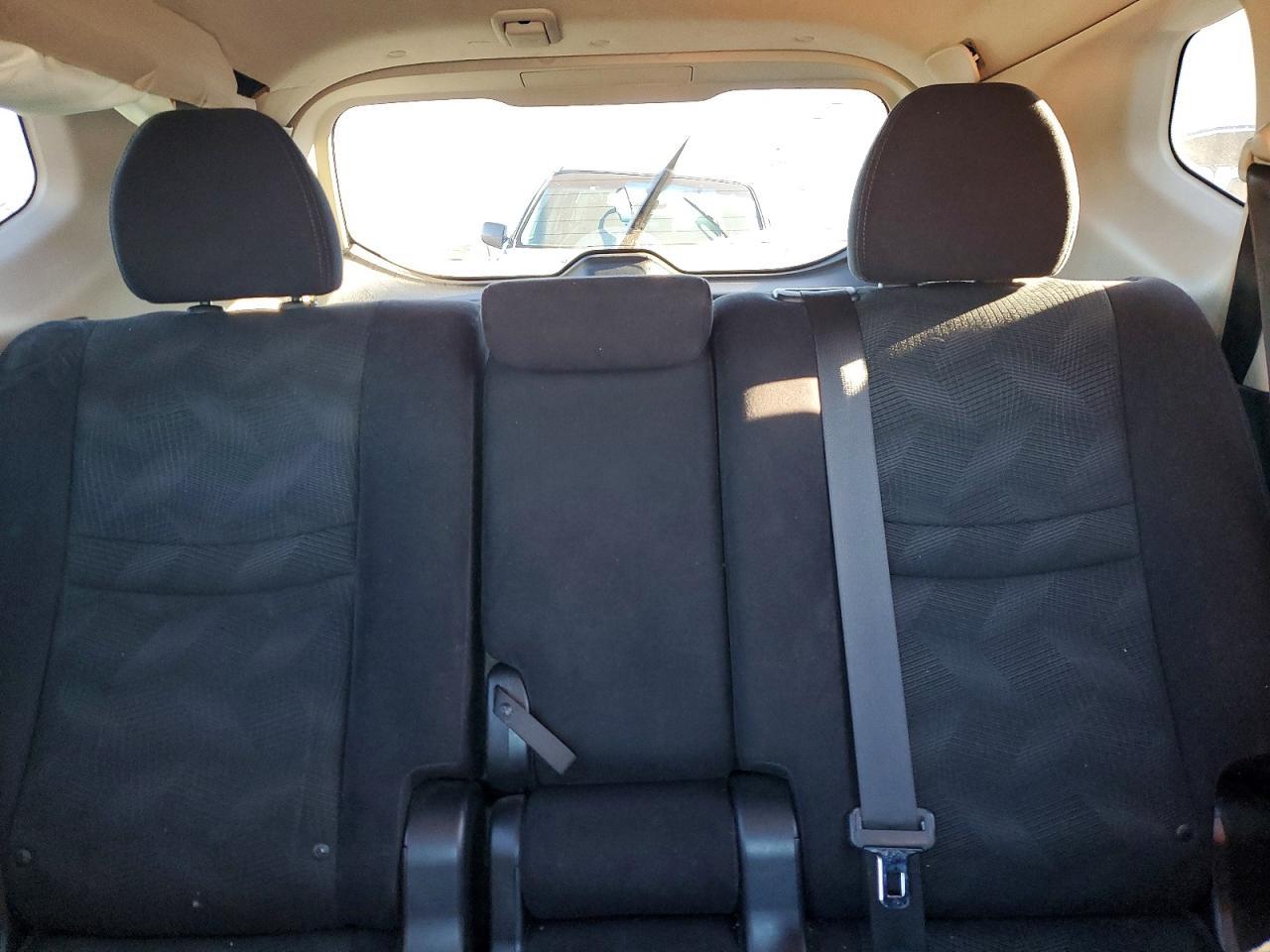 2014 Nissan Rogue S - zdjęcie 10