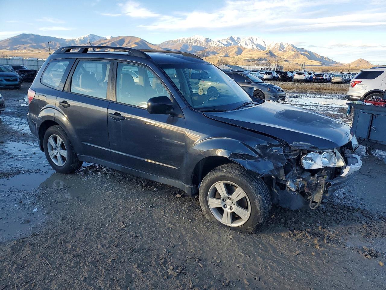 2013 Subaru Forester 2.5X - zdjęcie 4