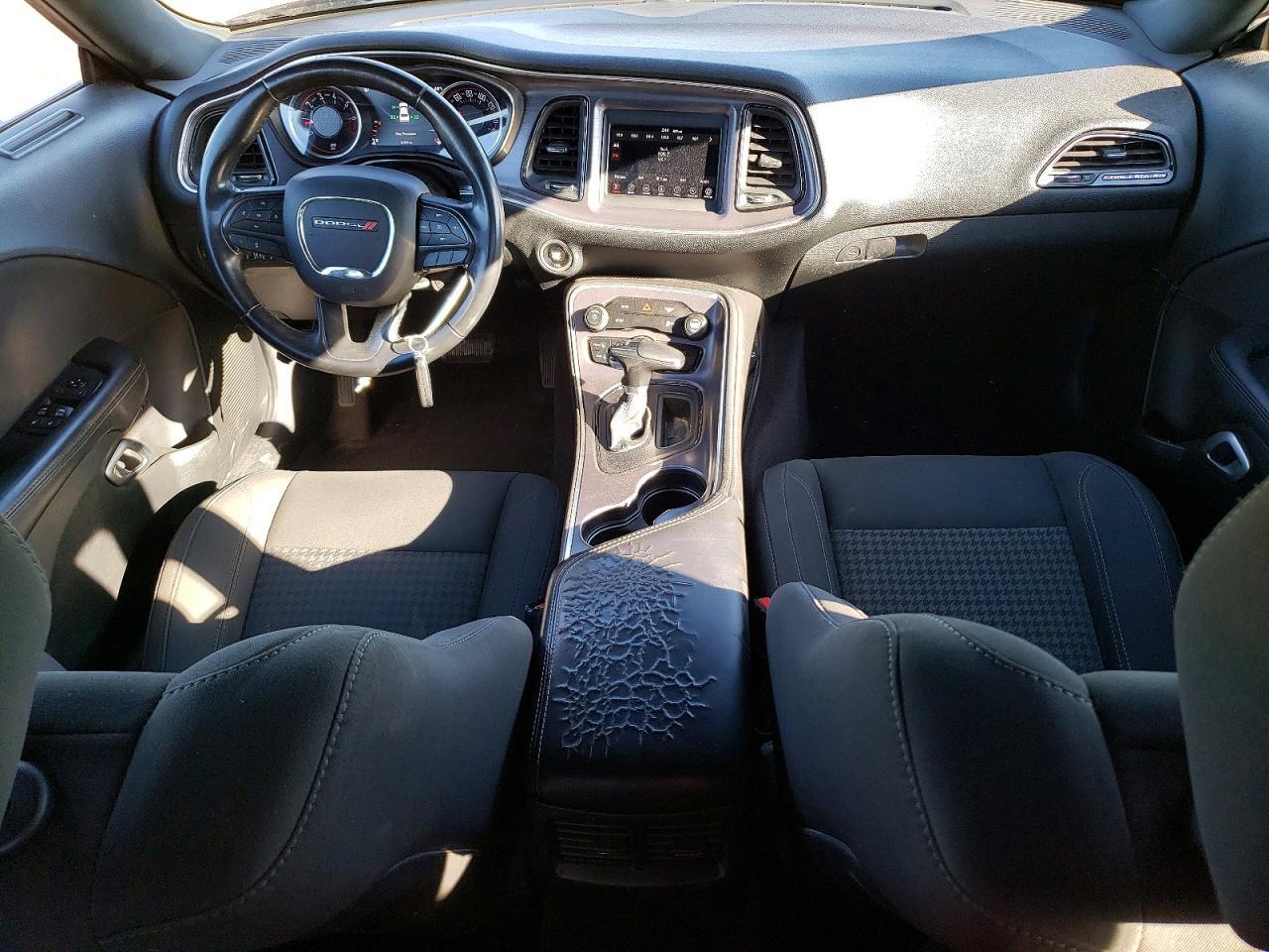 2018 Dodge Challenger Sxt - zdjęcie 8