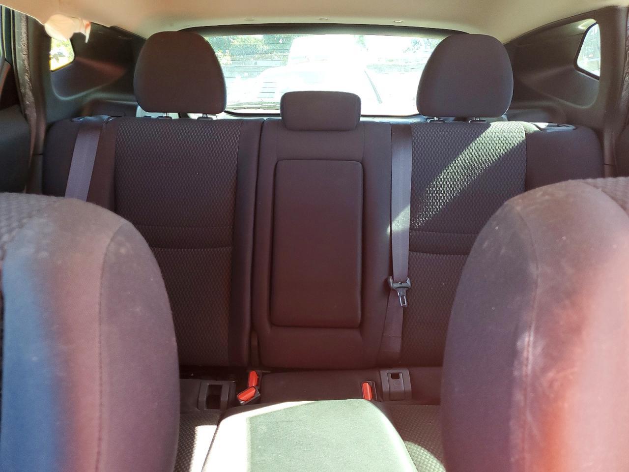 2020 Nissan Rogue Sport S - zdjęcie 10