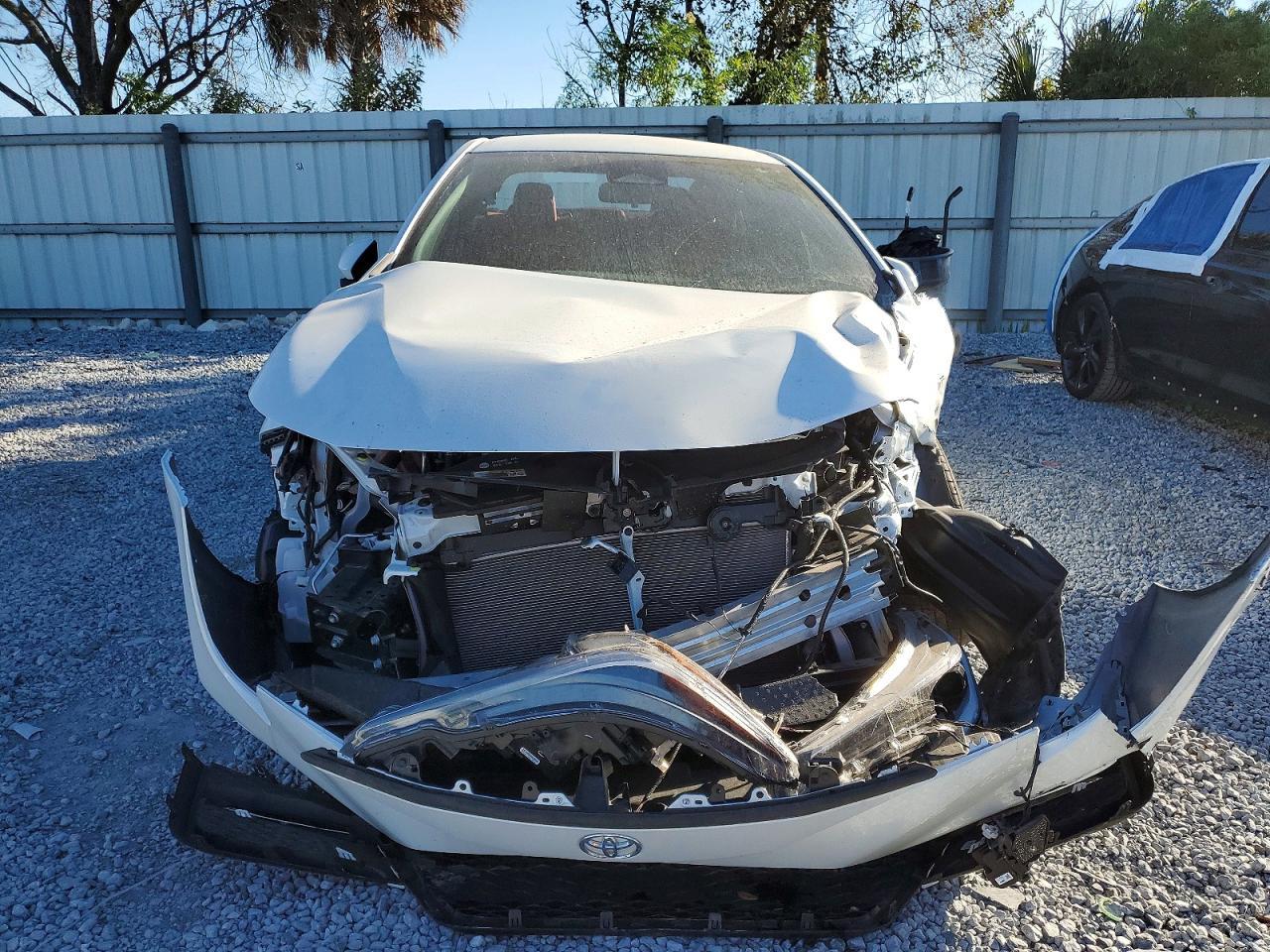 2025 Toyota Corolla Se - zdjęcie 5