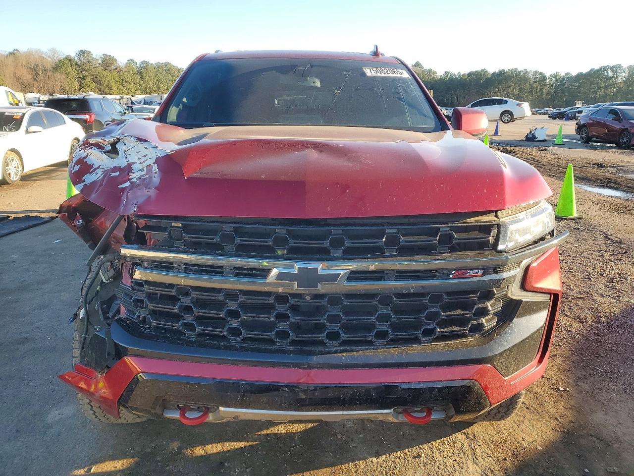 2021 Chevrolet Suburban K1500 Z71 - zdjęcie 5