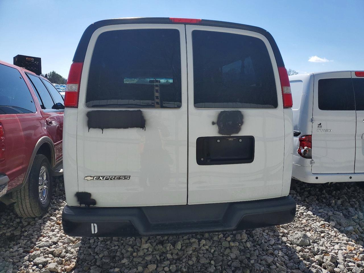 2019 Chevrolet Express G3500 Ls - zdjęcie 6