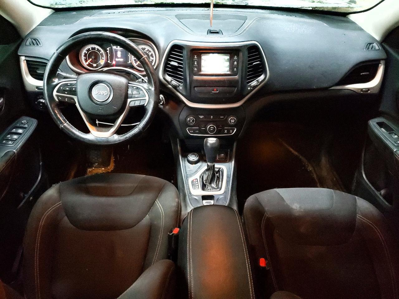 2015 Jeep Cherokee Latitude - zdjęcie 8