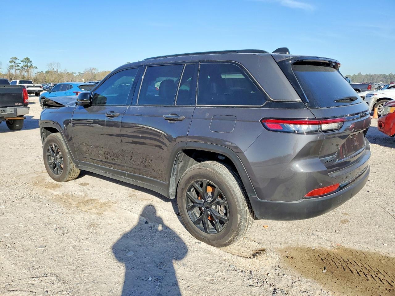 2024 Jeep Grand Cherokee Laredo - zdjęcie 2