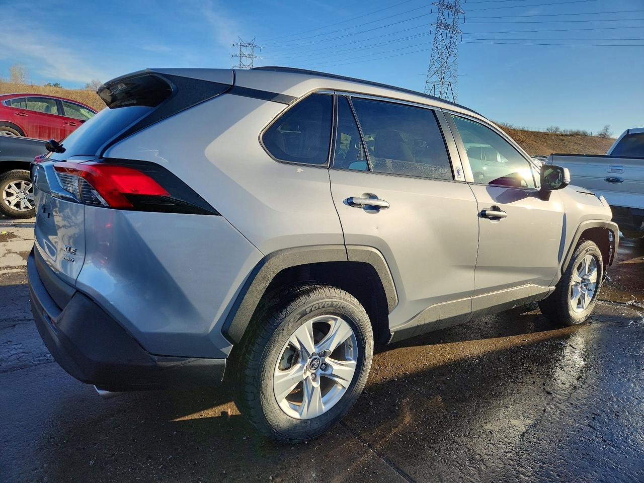 2019 Toyota Rav4 Xle - zdjęcie 3