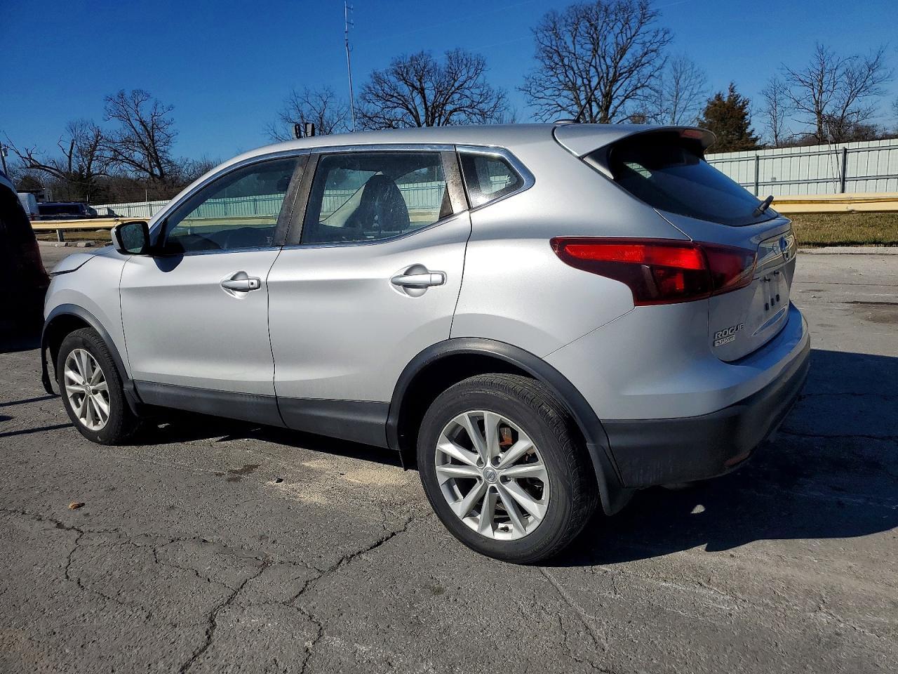 2018 Niss Rogue Sport S - zdjęcie 2