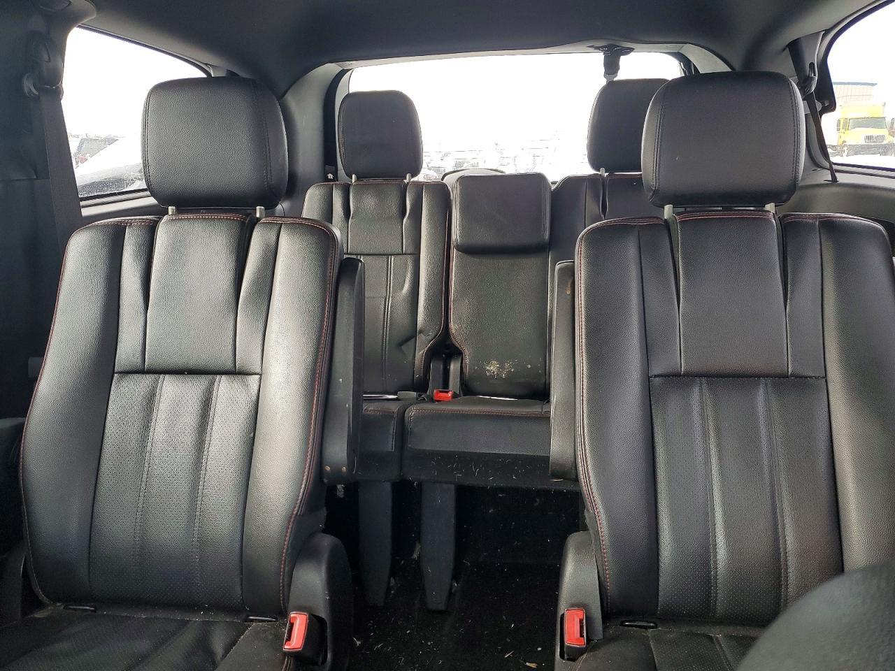2016 Dodge Grand Caravan R/T - zdjęcie 10