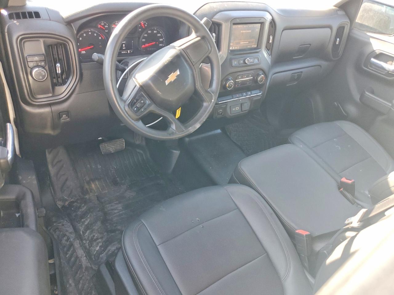 2021 Chevrolet Silverado C1500 - zdjęcie 8